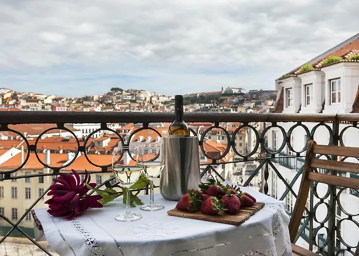 Rossio - Chiado | Cheese & Wine * Lisbona